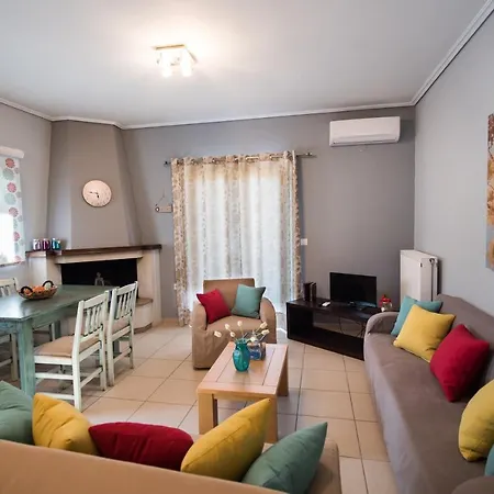 Holiday home Kris&strato's *